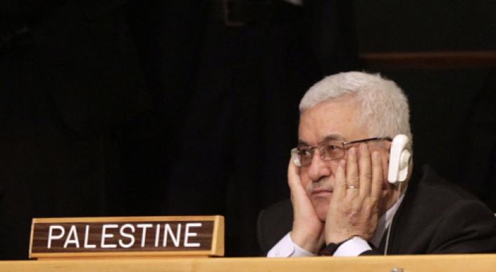 U.S. presses Abbas to drop U.N. bid