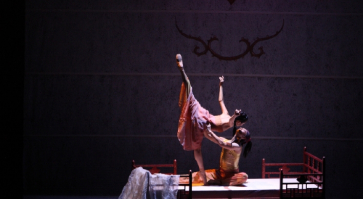 Powerful Korean ballet mesmerizes Naples