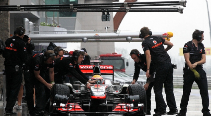 McLaren’s Hamilton fastest on Day 1 at Korean GP