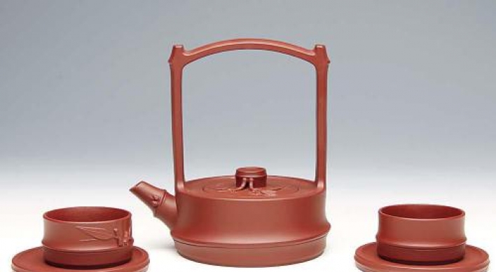 China’s purple sand tea pots on show