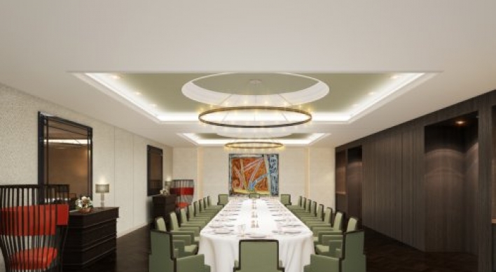 Renovated Ritz-Carlton offers supreme service