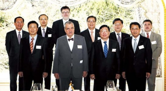 Czech minister meets Korean conglomerates