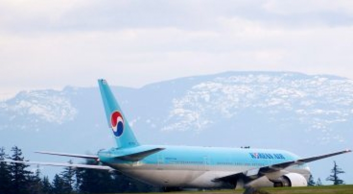Korean Air passenger jet diverted after bomb threat