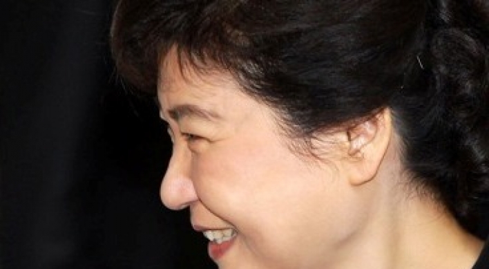 Saenuri’s surprise win boosts Park’s presidential bid