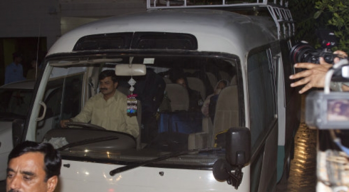 Pakistan deports bin Laden family to Saudi Arabia