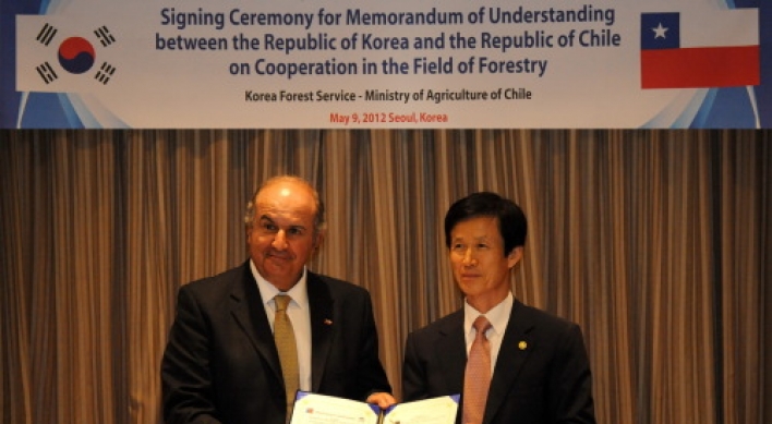 Korea, Chile sign forestry agreement