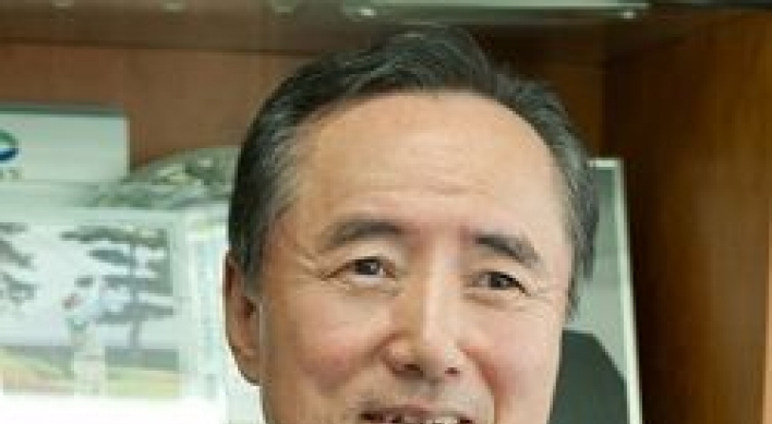 Kang elected to represent accountants