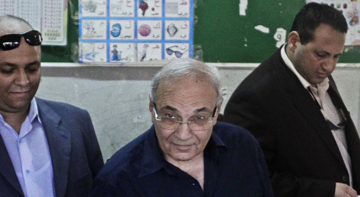 Shafiq camp contests claim Egypt Brotherhood win