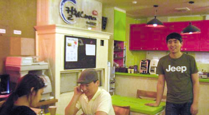 Language-exchange cafes and groups promote cross-cultural understanding
