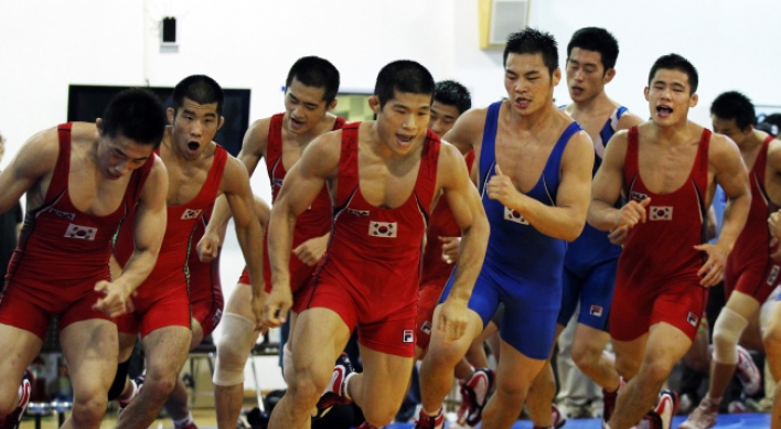 Olympic medal hopes pinned on Korean wrestlers