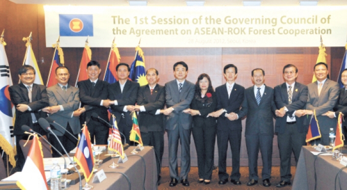 Korean, ASEAN ministers to adopt ...joint declaration on forests
