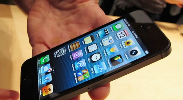 Apple iPhone 5 praised for speed, faulted on maps by reviewers
