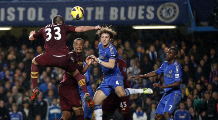 Chelsea, Man City battle to draw