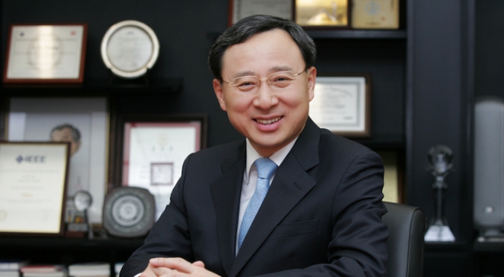 Ex-Samsung semiconductor chief to teach at SNU