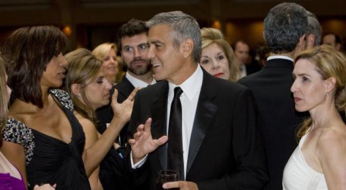 Clooney picks up stranger’s bill