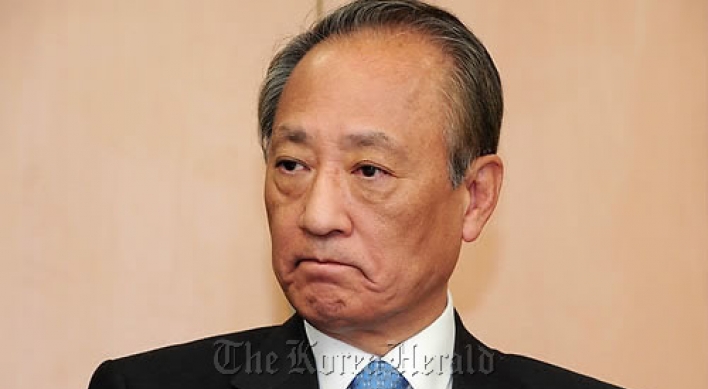 Kim offers to resign as micro credit bank chief