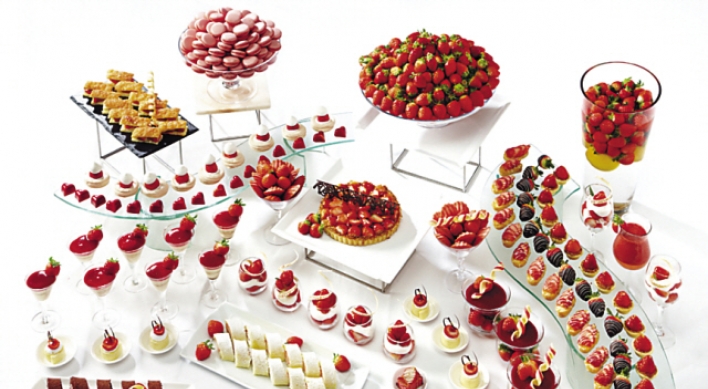 Strawberry dessert promotion at JW Marriott Hotel Seoul