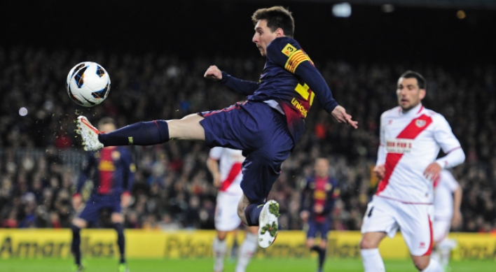 Messi, Barcelona rule soccer poll