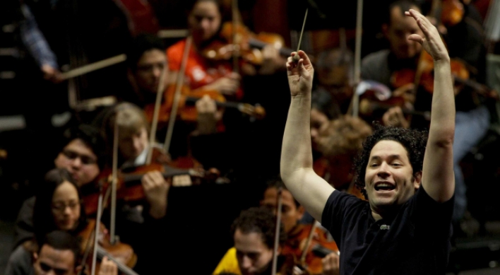 Gustavo Dudamel is bowled over by the Bowl