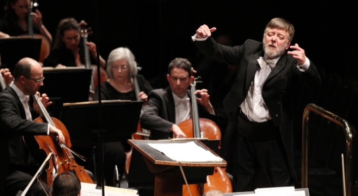Davis to devote BBC orchestra to British composers in Korean concerts