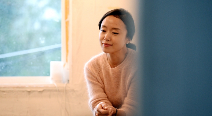 Jeon Do-yeon speaks about her latest movie, motherhood