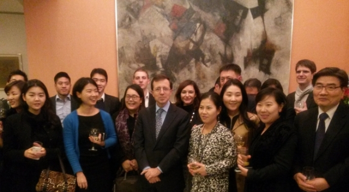 Envoy promotes French business education, networking in Seoul