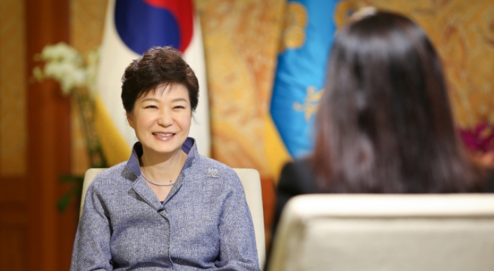 Park urges Japan to honor past apologies