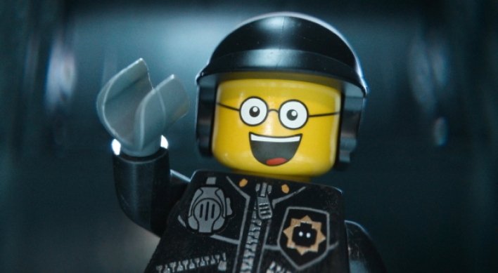 ‘The Lego Movie’ blocks ‘RoboCop,’ ‘About Last Night’