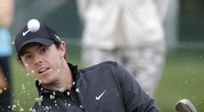 McIlroy ups lead going into last round