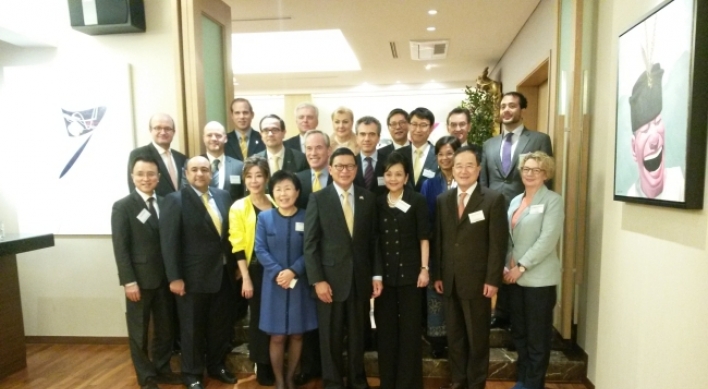 Indonesian envoy hosts CICI alumni reception
