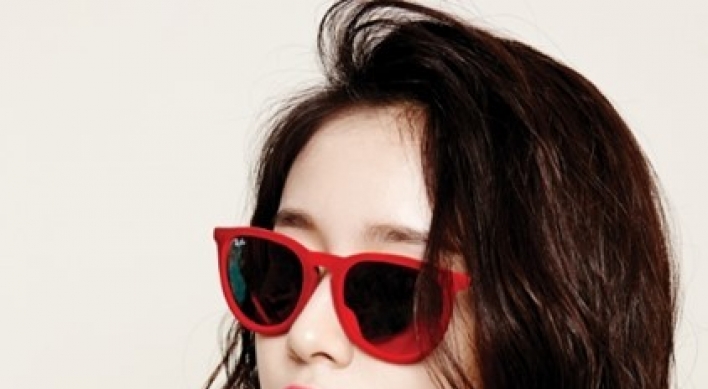 T-Ara’s Ji-yeon in summer eye wear editorial