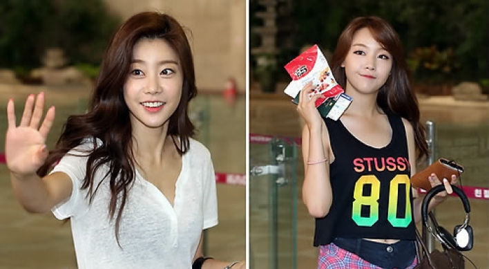 Girl’s Day shows off casual look at airport