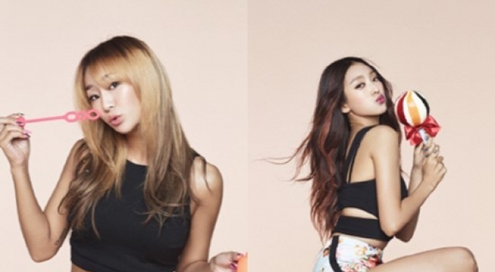 Sistar Hyolin and Bora’s sexy summer look for new album