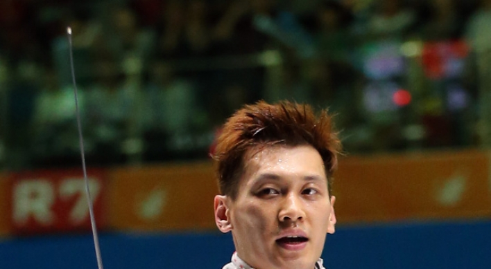 [Asian Games] Fencers go for more gold