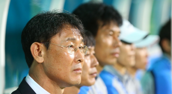 [Asian Games] Korean women’s football coach tells players to ‘stay humble’