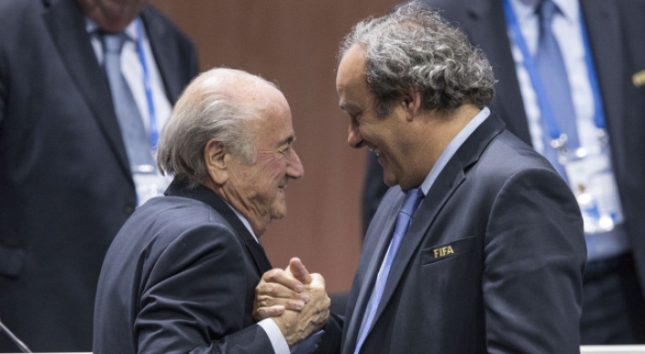 [Newsmaker] FIFA's Blatter comes through a new storm