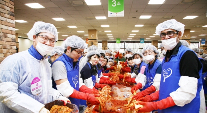 [Photo News] Samsung donates kimchi for the underprivileged