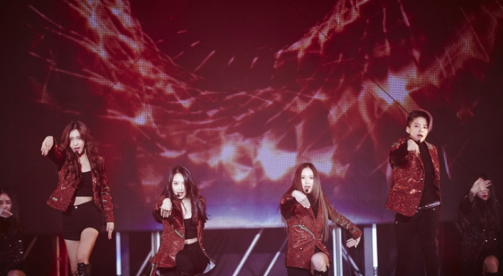[Herald Review] f(x) goes all out at first exclusive concert
