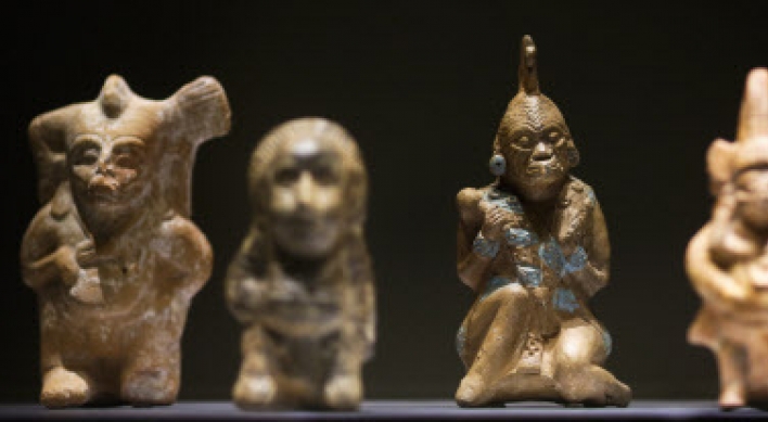The body, animals and deities: Mayan art on show in Berlin