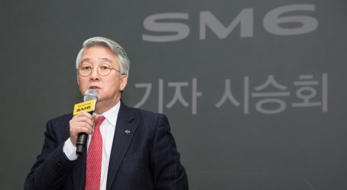 Prosecutors seek arrest warrant for ex-VW Korea chief