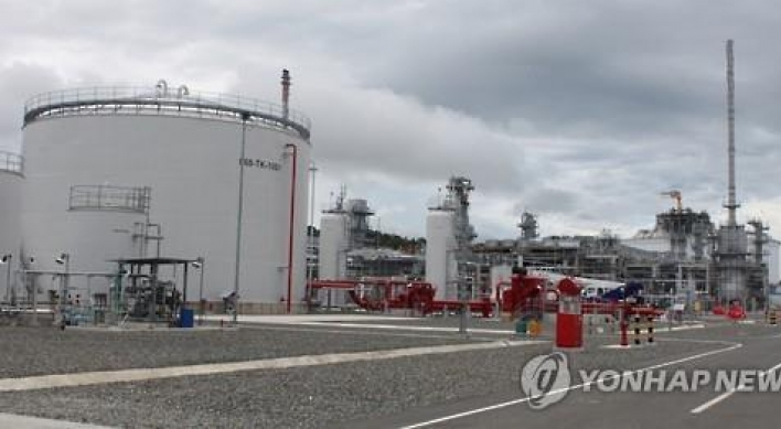 Korea's overseas plant orders nearly halved in 2016: report