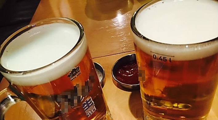 Koreans drink less hard liquor, more soft alcohol: data