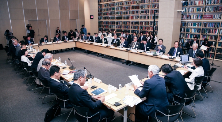 Forum ponders constructive path for Korea, Japan