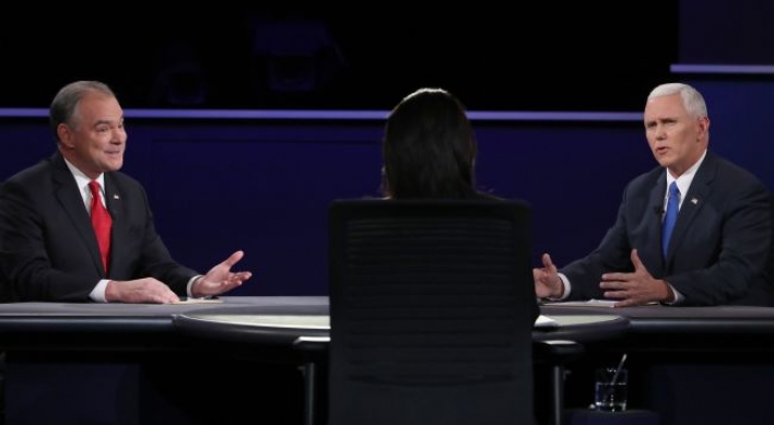 [Newsmaker] Kaine, Pence clash in vice presidential debate