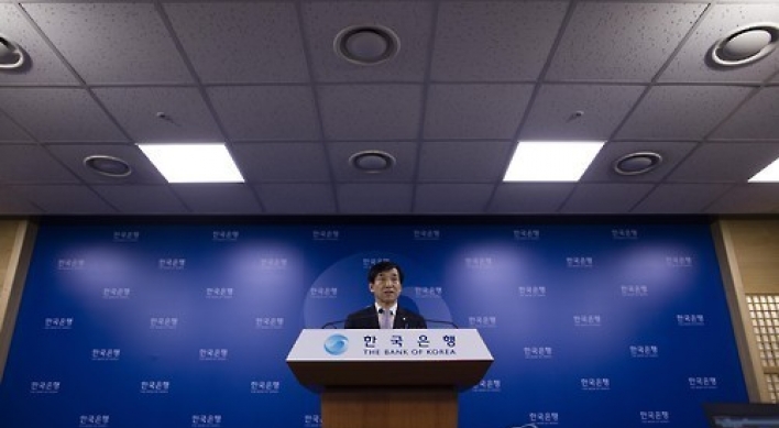 Korea seeks to curb debt, bracing for Fed rate hike