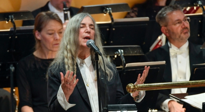 Patti Smith explains Dylan lyric flub in candid essay