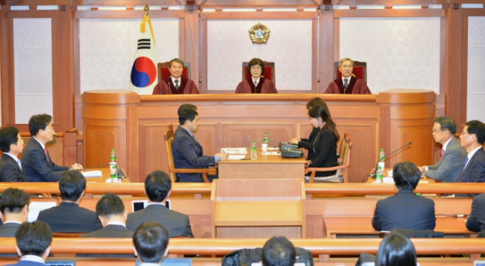 Park, parliament lock horns in impeachment trial