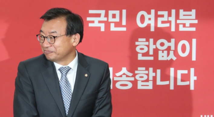 [Newsmaker] Lee’s exit may sever Park-Saenuri ties