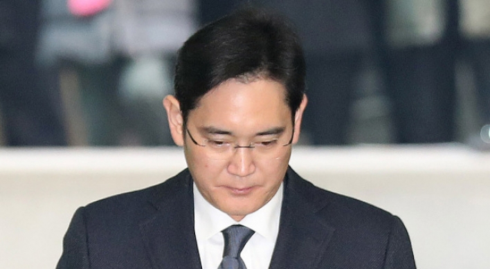 Samsung’s Lee Jae-yong attends warrant hearing