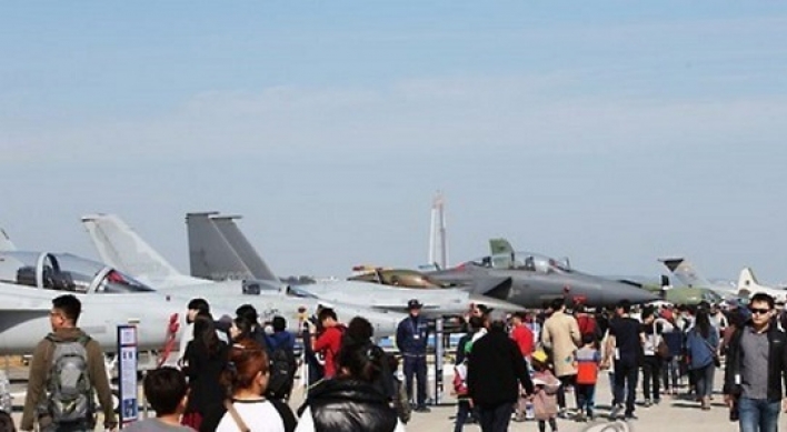 Defense ministry vows full support for Seoul air show